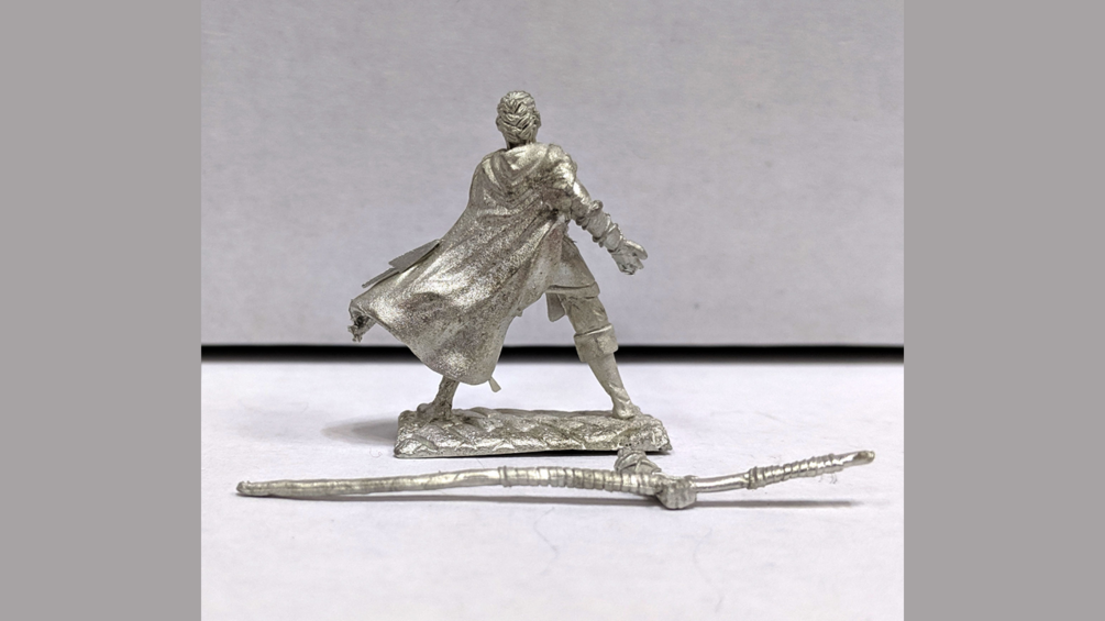 Mini: Daphne Pewter Miniature